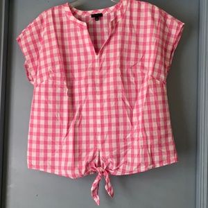 Talbots Short Sleeve Top Size M, Runs Large